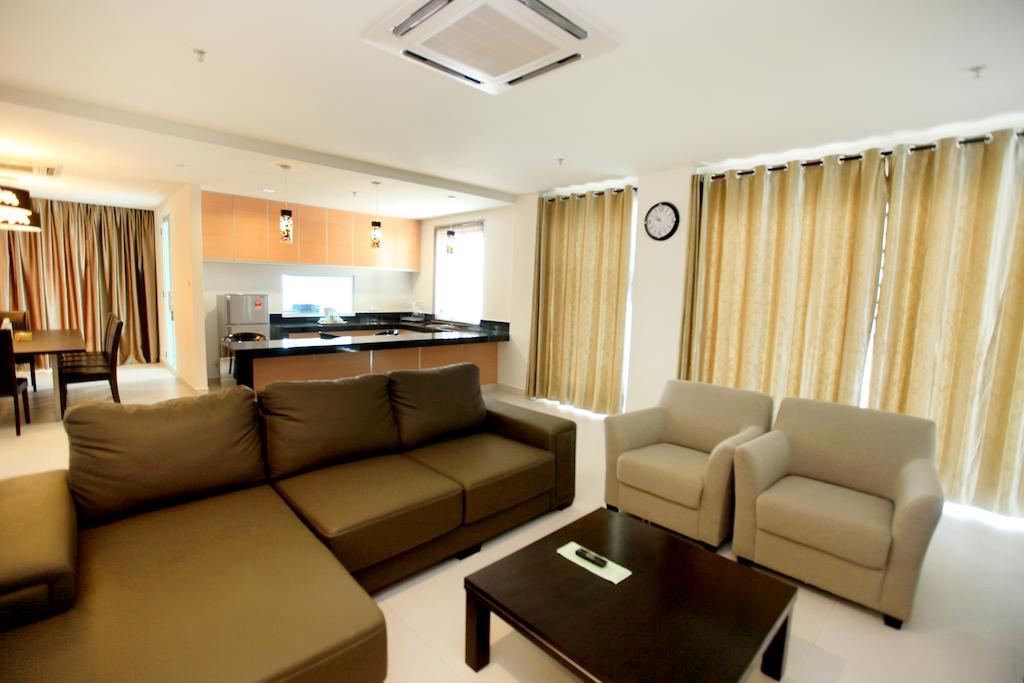 Merdeka Suites Hotel Мири Екстериор снимка